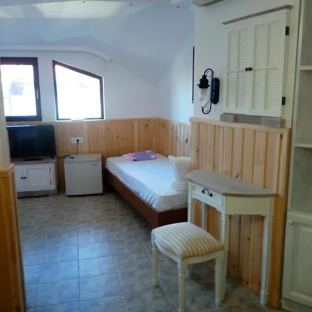 Rony Hotel Nesebar